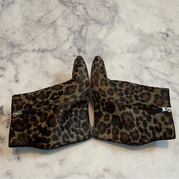 Brian Atwood Bellaria Leopard Print Fur Wedge Ankle Booties Sz 10 - Picture 6 of 11